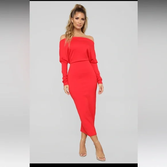 slim fit dress slacks Womens Burgundy Dress (M)